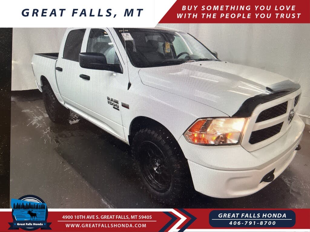 2022 RAM 1500 Classic SLT Crew Cab 4WD