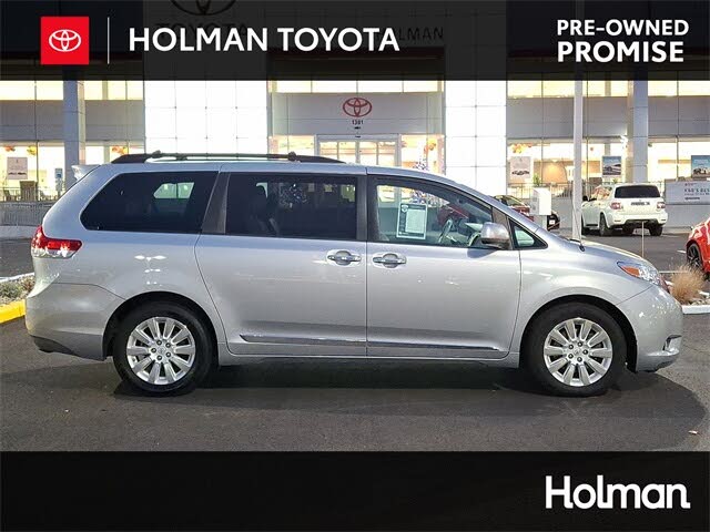 2014 Toyota Sienna XLE 7-Passenger AWD