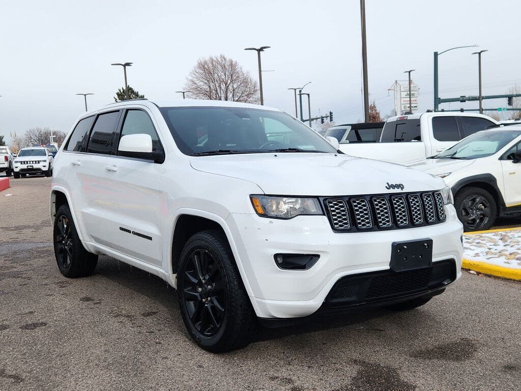 2018 Jeep Grand Cherokee Altitude 4WD