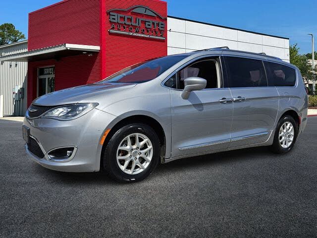 2020 Chrysler Pacifica Touring L FWD