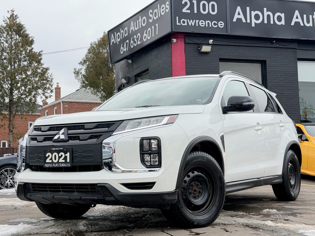 2021 Mitsubishi RVR LE AWC