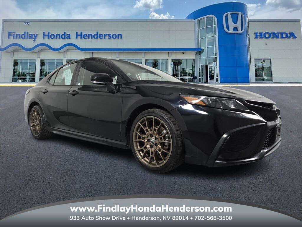 2023 Toyota Camry SE Nightshade AWD