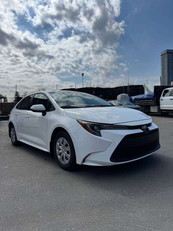 2024 Toyota Corolla LE FWD