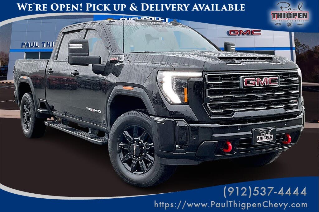2025 GMC Sierra 2500HD AT4 Crew Cab 4WD