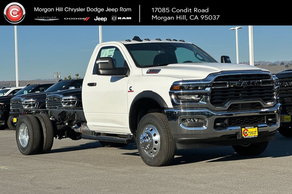 2026 RAM 3500 Chassis Tradesman Regular Cab LB DRW 4WD