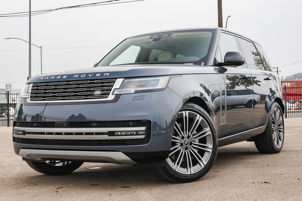 2025 Land Rover Range Rover P400 SE AWD