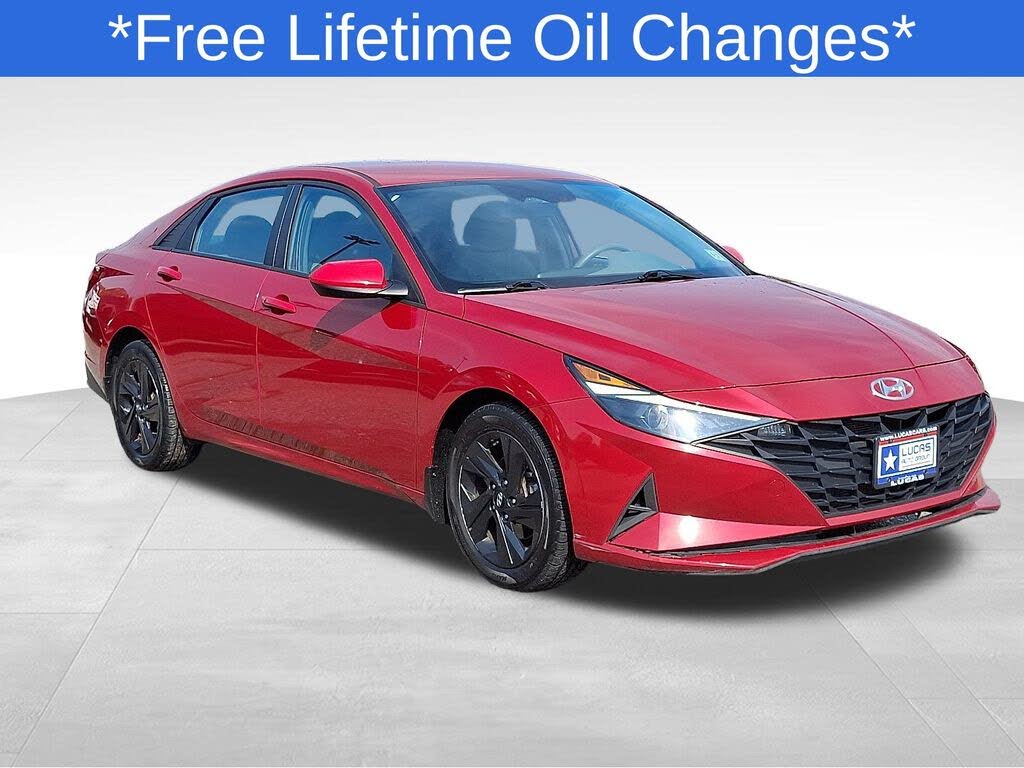 2022 Hyundai Elantra SEL FWD