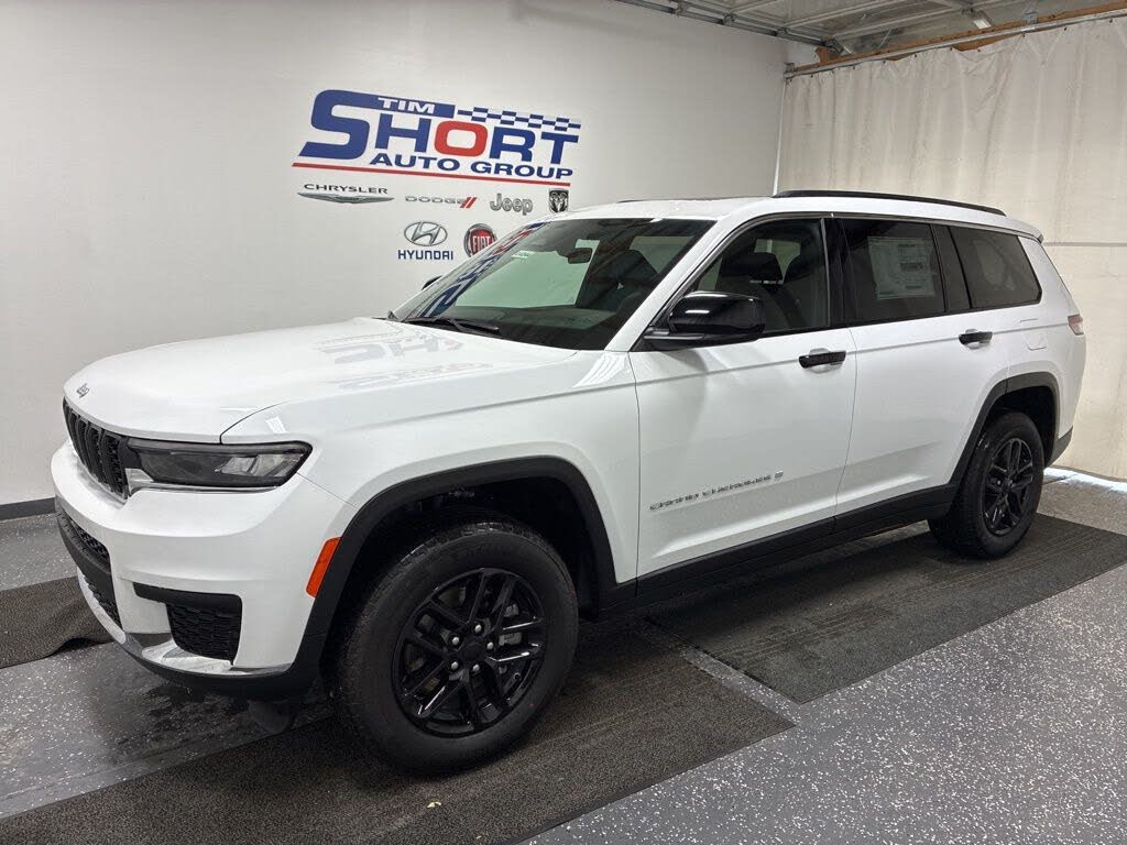 2025 Jeep Grand Cherokee L Laredo 4WD