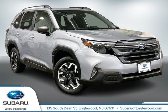 2025 Subaru Forester Premium Crossover AWD