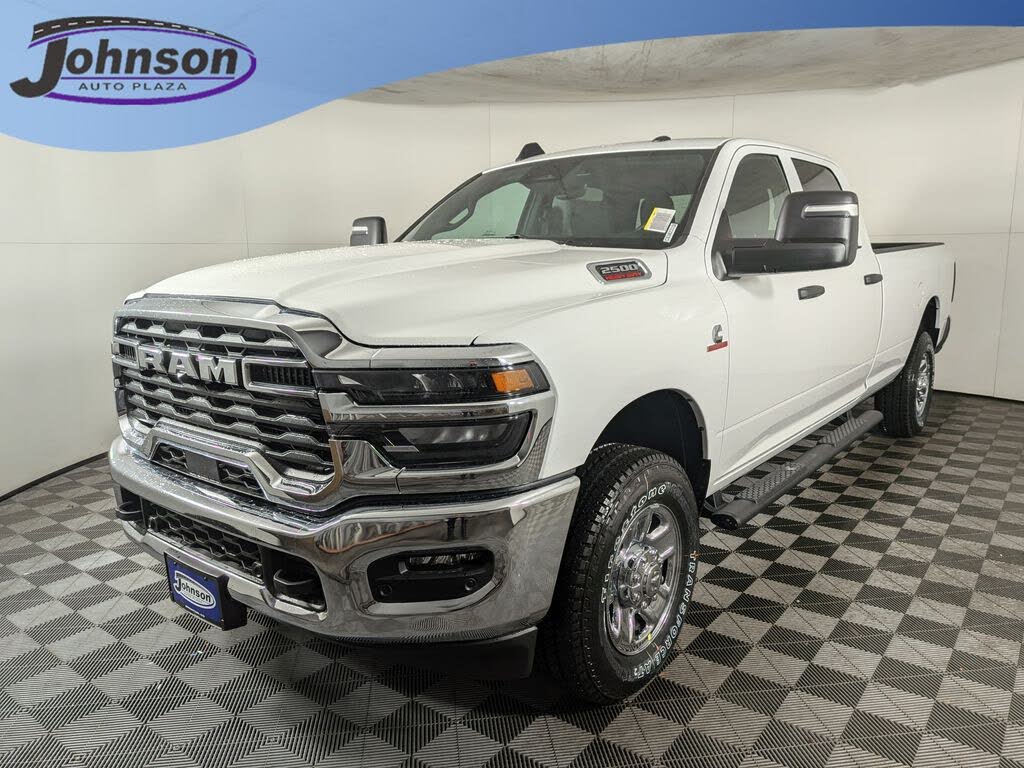 2026 RAM 2500 Tradesman Crew Cab LB 4WD