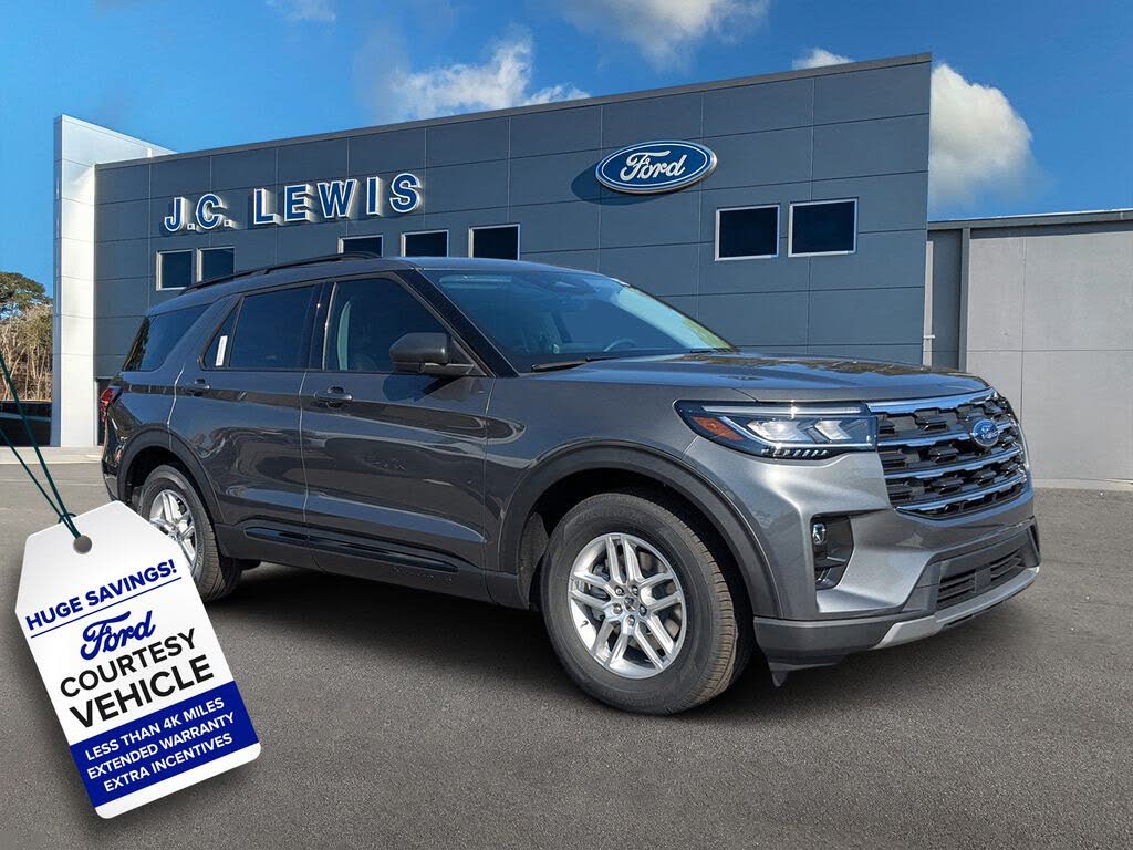 2026 Ford Explorer Active RWD