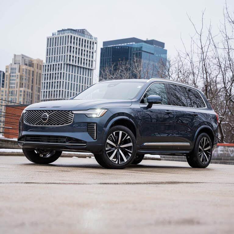 2025 Volvo XC90 B5 Core Bright Theme AWD