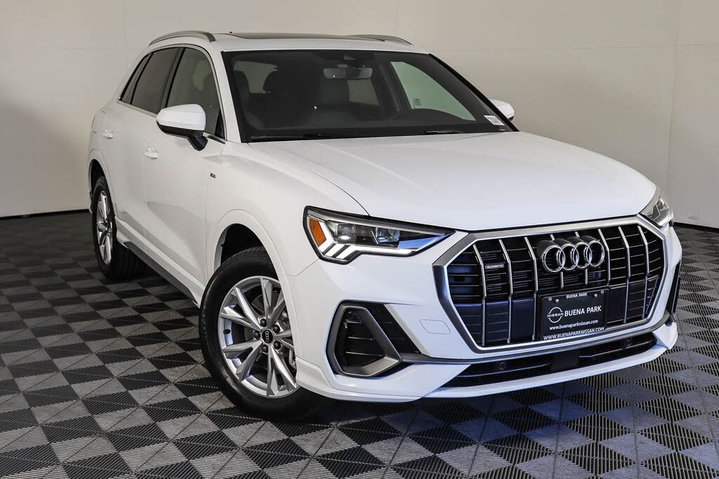 2024 Audi Q3 quattro Premium S Line 45 TFSI