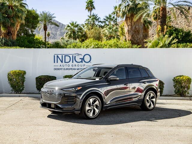 2025 Audi Q6 e-tron quattro Premium