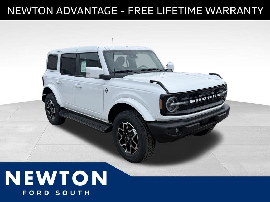 2025 Ford Bronco Outer Banks 4-Door 4WD