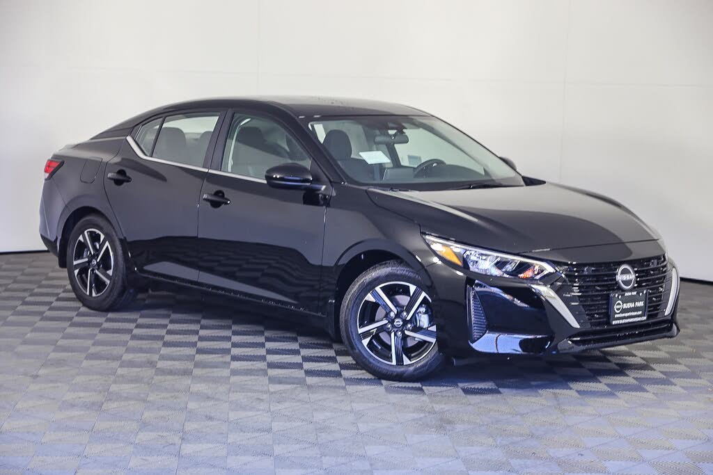 2025 Nissan Sentra SV FWD