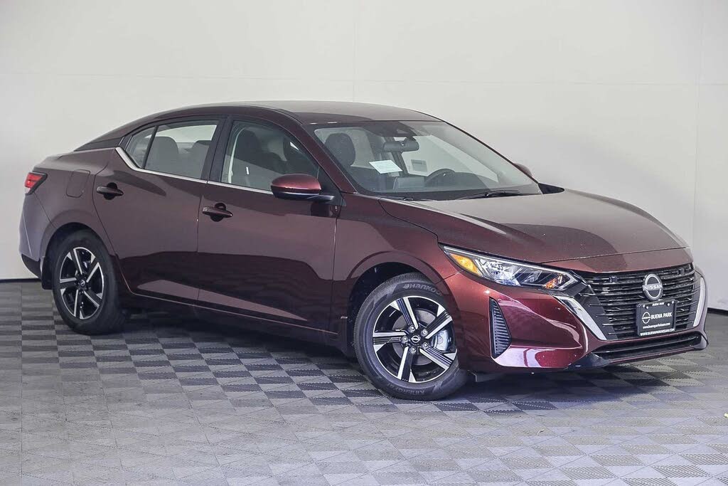 2025 Nissan Sentra SV FWD