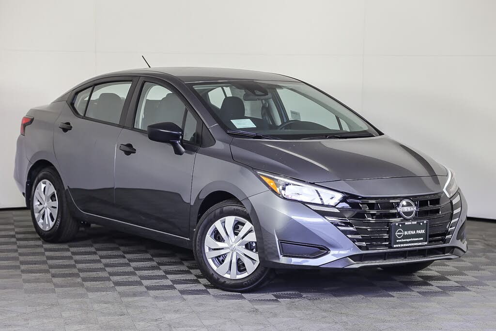 2025 Nissan Versa S FWD