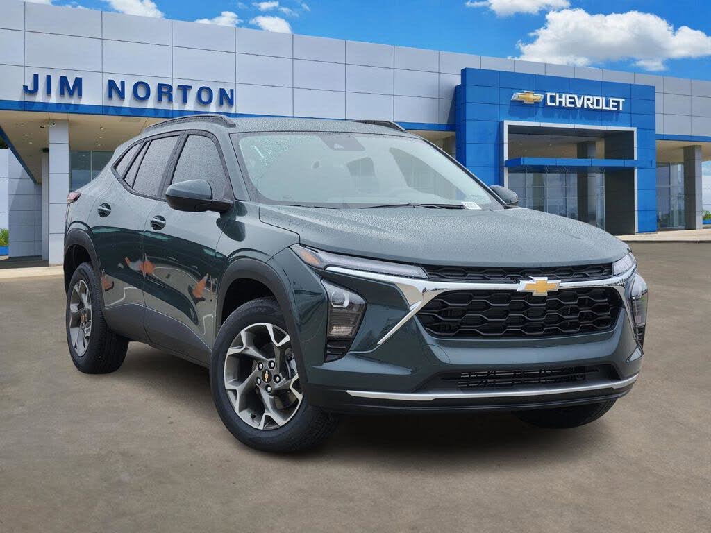2026 Chevrolet Trax LT FWD