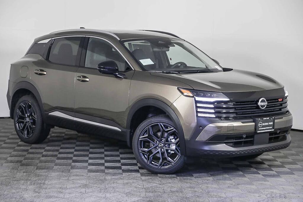 2026 Nissan Kicks SR FWD