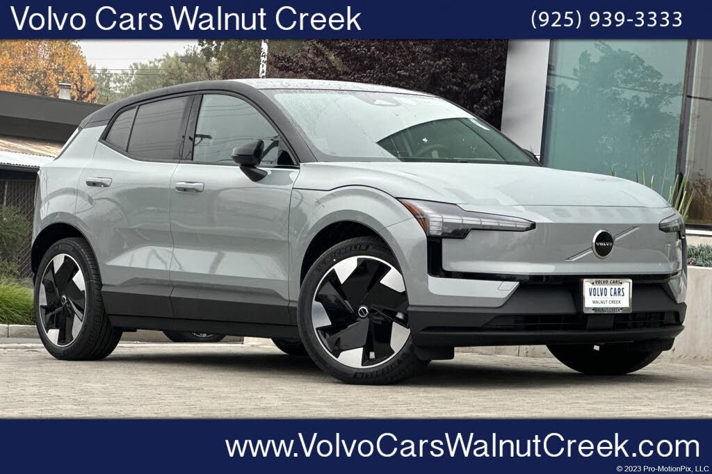 2026 Volvo EX30 Twin Plus eAWD