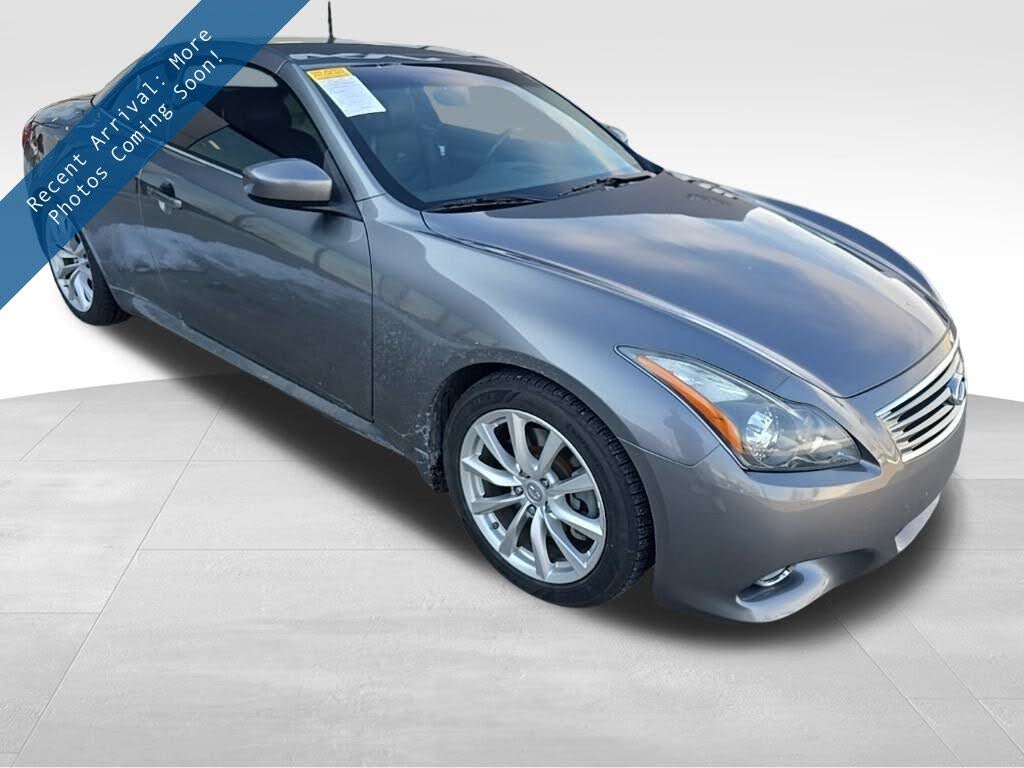 2013 INFINITI G37 Convertible RWD