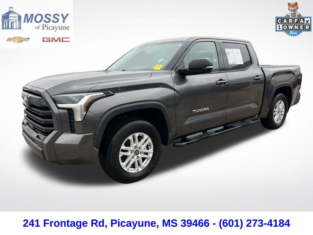 2022 Toyota Tundra SR5 CrewMax Cab 4WD