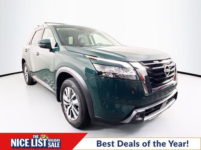 2023 Nissan Pathfinder SL 4WD