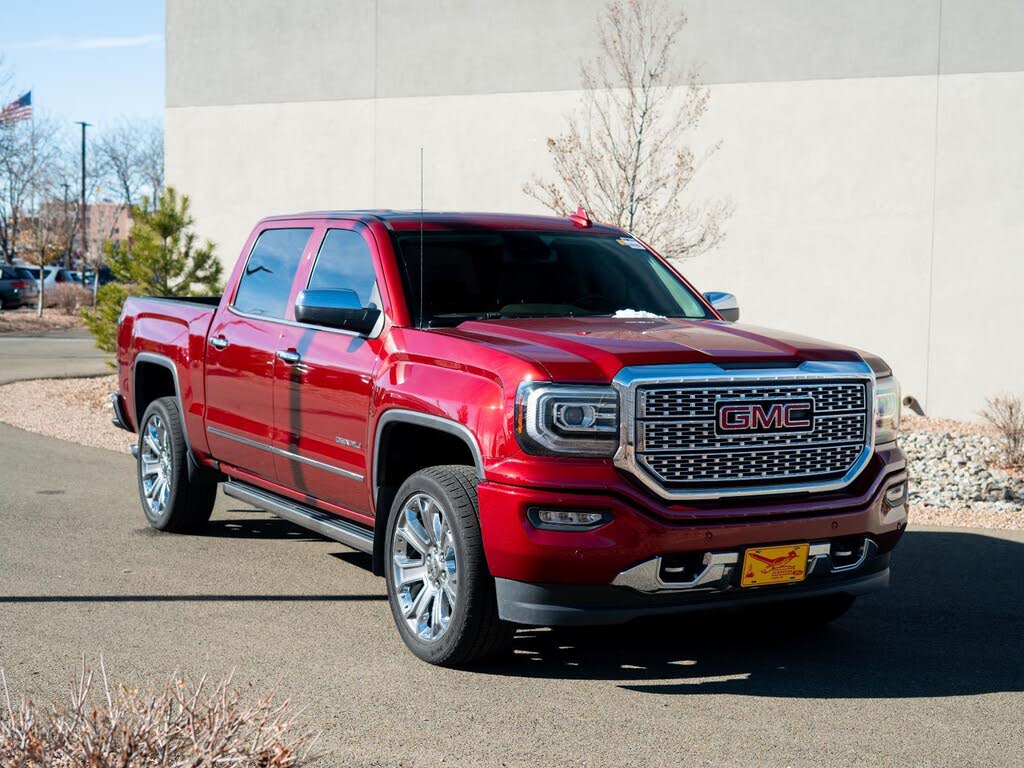 2018 GMC Sierra 1500 Denali Crew Cab 4WD