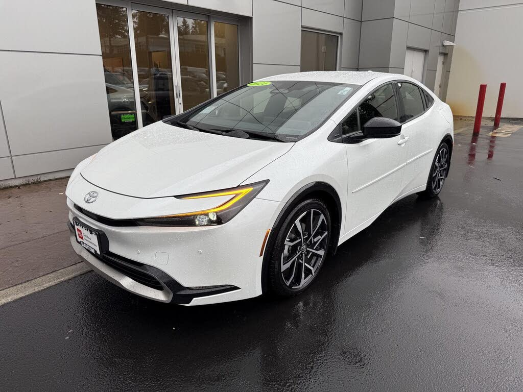 2024 Toyota Prius Prime XSE FWD