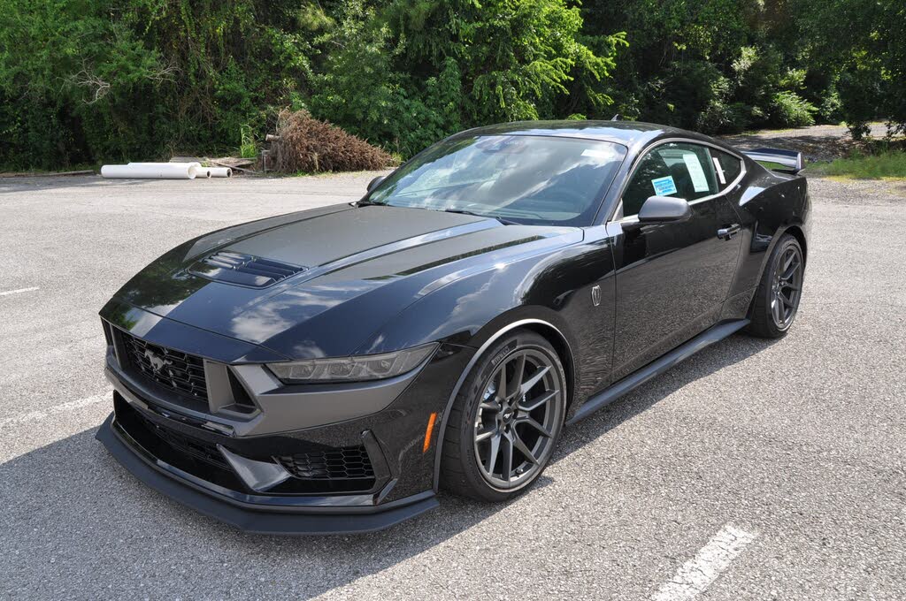 2025 Ford Mustang Dark Horse Fastback RWD