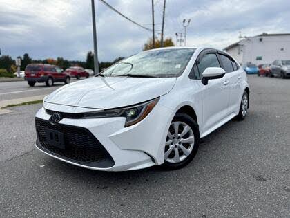 2022 Toyota Corolla LE FWD