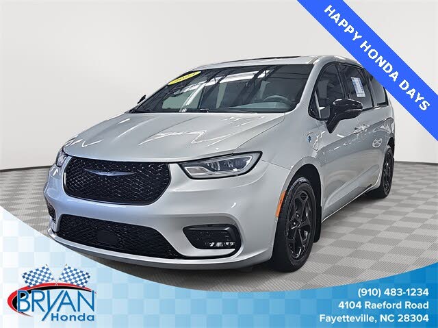 2023 Chrysler Pacifica Hybrid Limited FWD