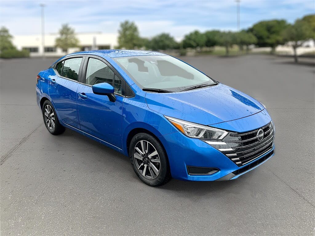 2023 Nissan Versa SV FWD