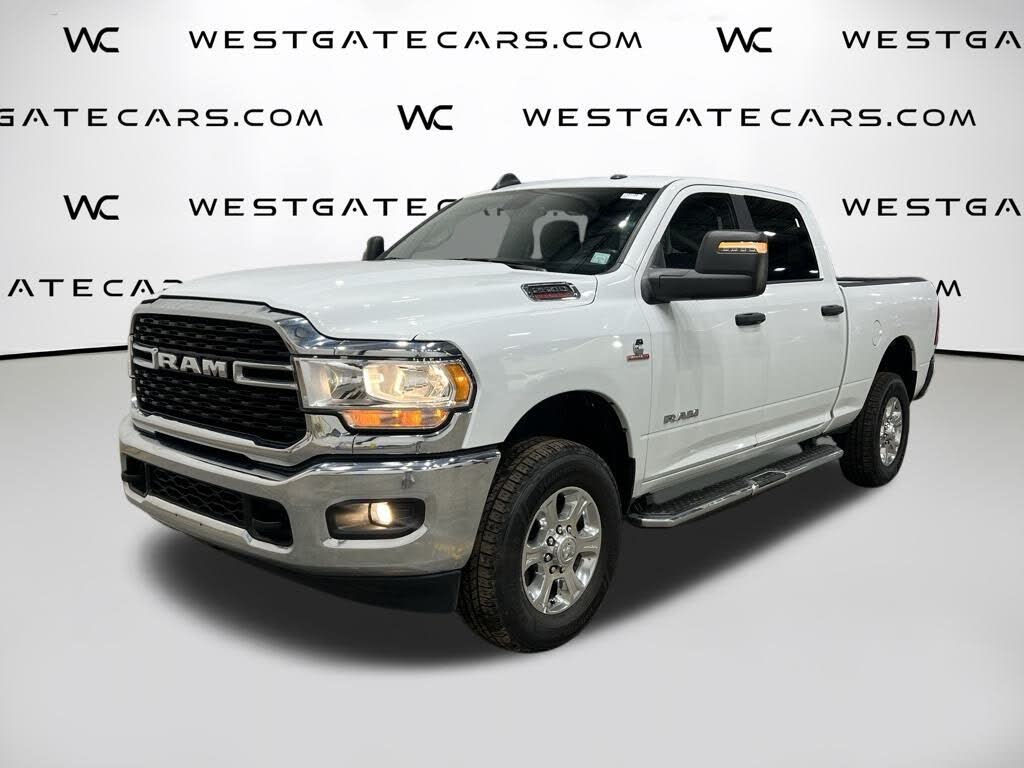 2024 RAM 2500 Big Horn Crew Cab 4WD