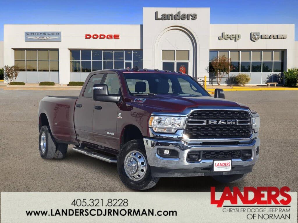 2024 RAM 3500 Big Horn Crew Cab LB DRW 4WD