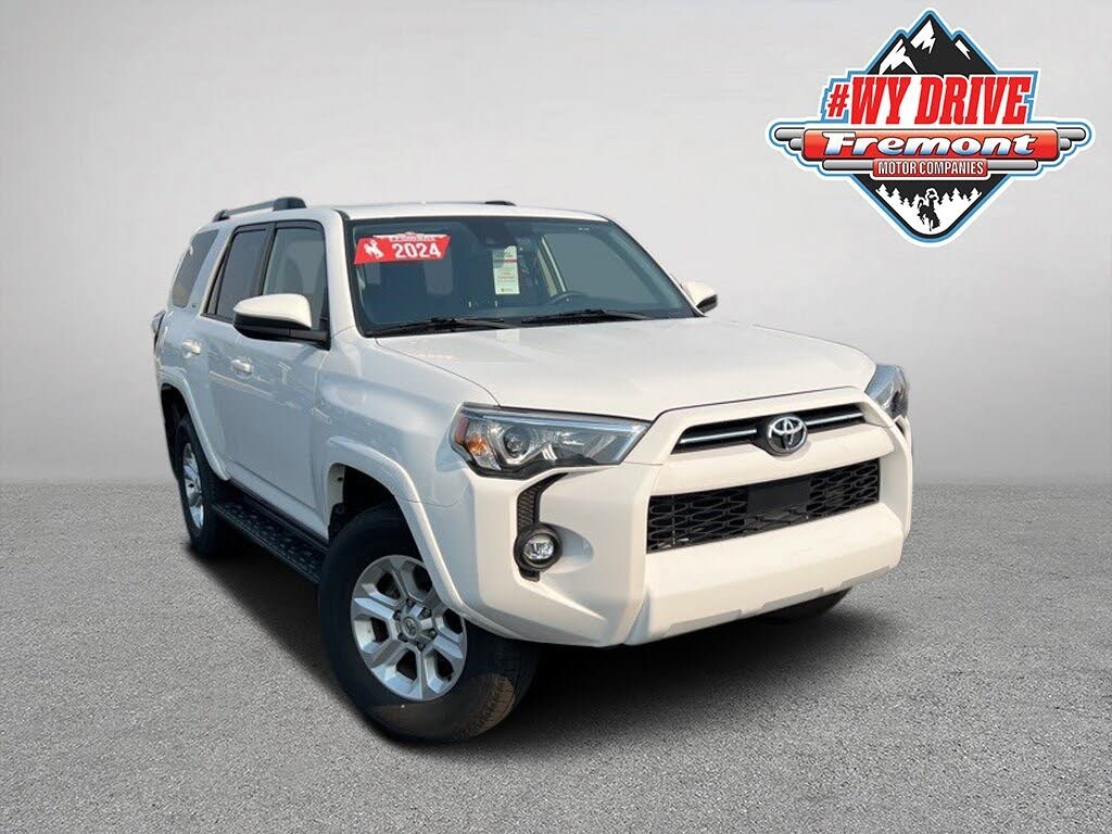2024 Toyota 4Runner SR5 4WD