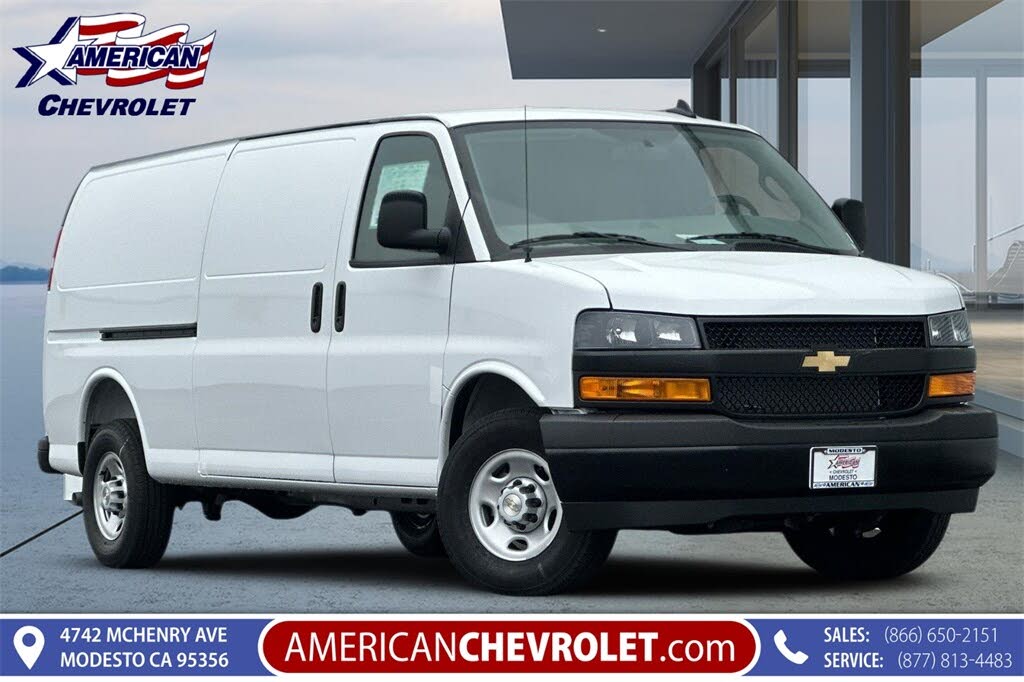 2025 Chevrolet Express Cargo 3500 RWD