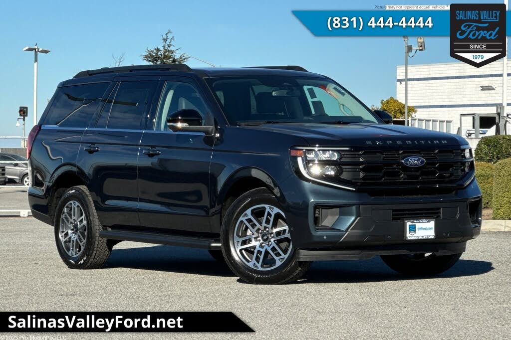 2025 Ford Expedition Active 4WD