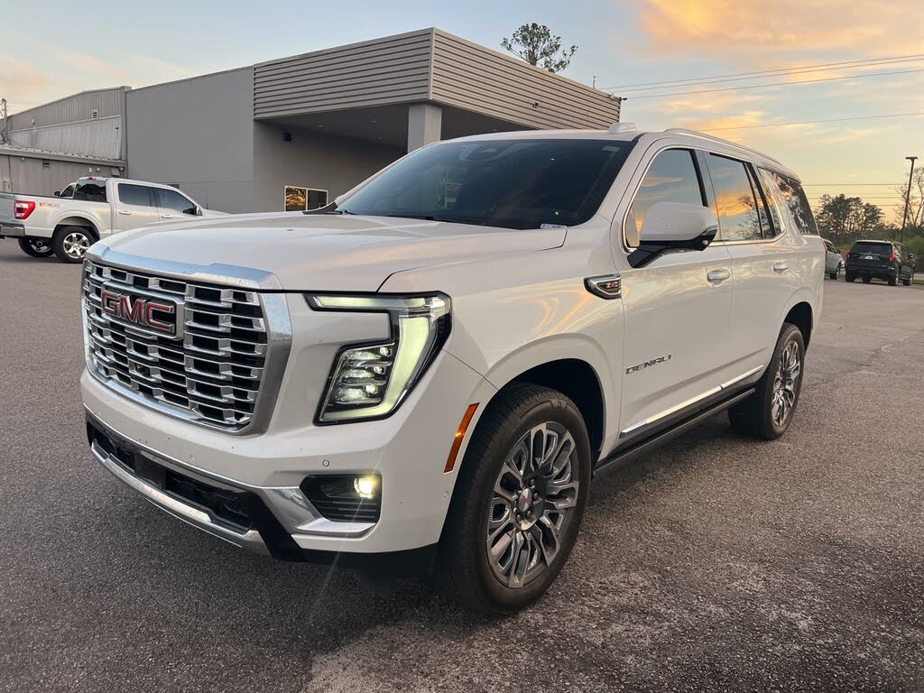 2025 GMC Yukon Denali RWD