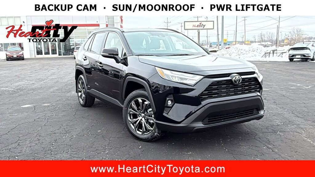 2025 Toyota RAV4 Hybrid XLE Premium AWD