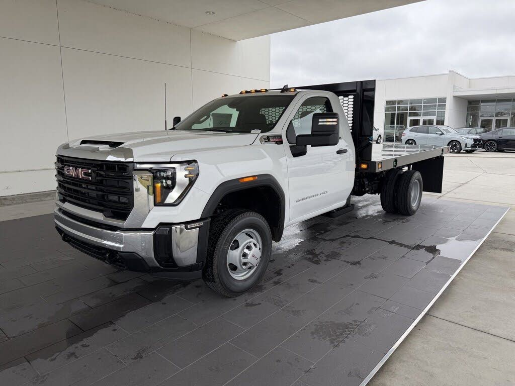 2026 GMC Sierra 3500HD Chassis Pro Regular Cab 4WD