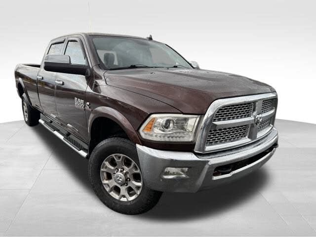 2014 RAM 3500 Laramie Crew Cab LB 4WD