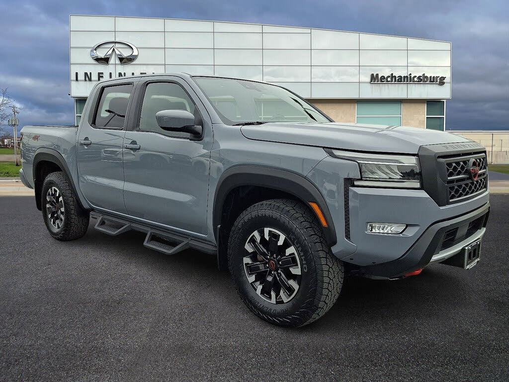 2023 Nissan Frontier PRO-4X Crew Cab 4WD