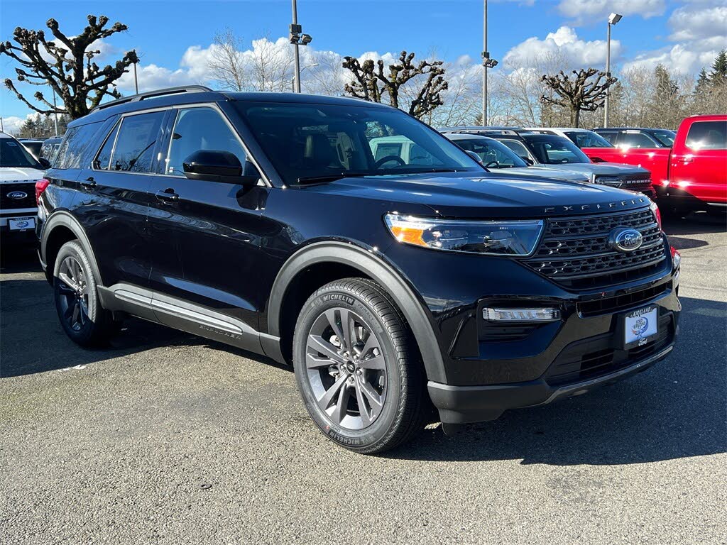 2024 Ford Explorer XLT AWD