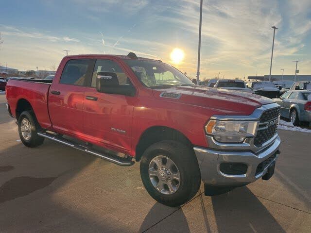 2024 RAM 2500 Big Horn Crew Cab 4WD