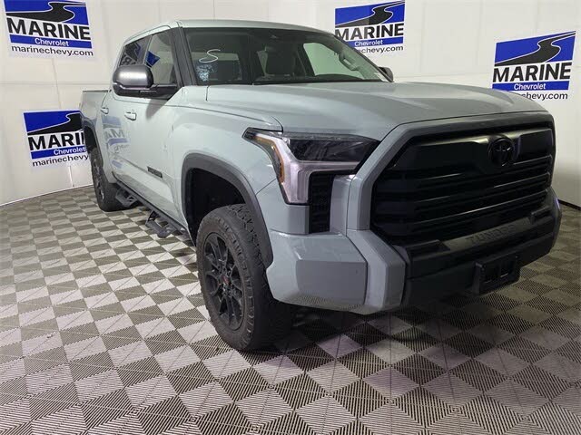 2024 Toyota Tundra SR5 CrewMax Cab 4WD