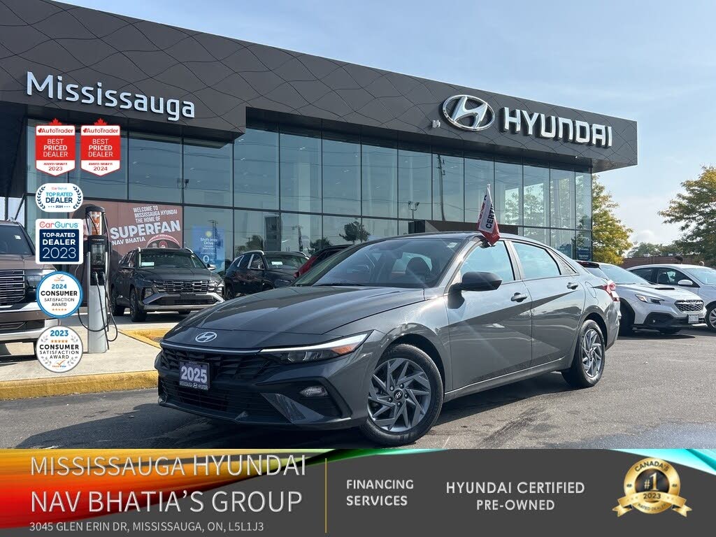 Hyundai Elantra Preferred FWD 2025