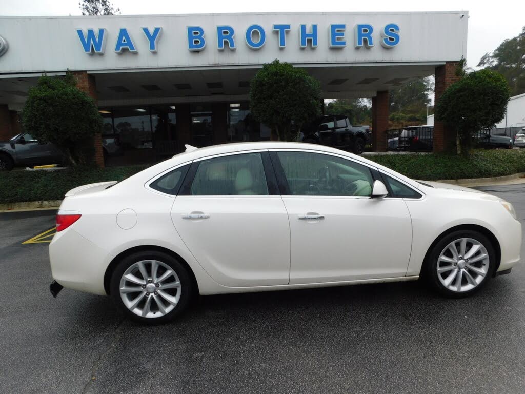 2013 Buick Verano Leather FWD