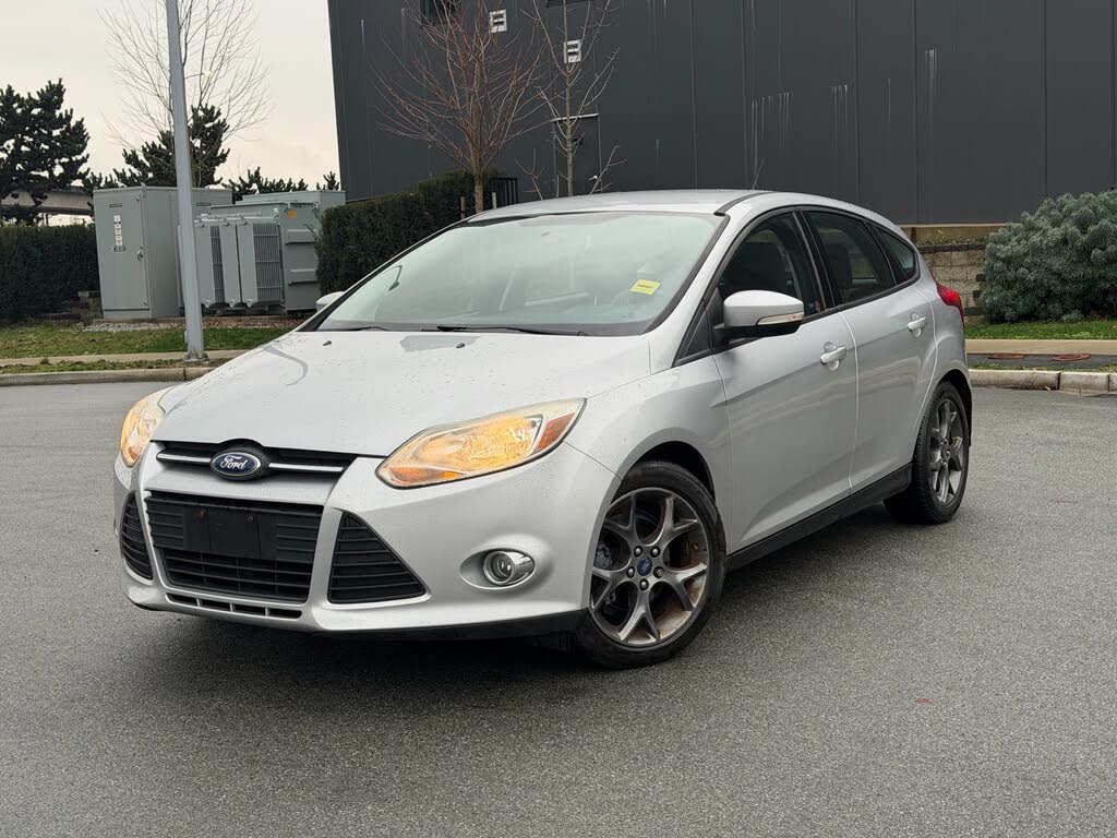 Ford Focus SE Hatchback 2013